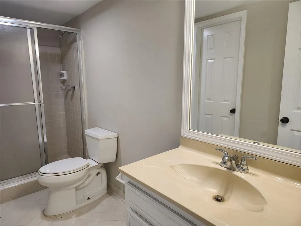 555 Towergate Place, Sandy Springs, Georgia 30350, 2 Bedrooms Bedrooms, ,2 BathroomsBathrooms,Residential,Sold,555 Towergate Place,7246188