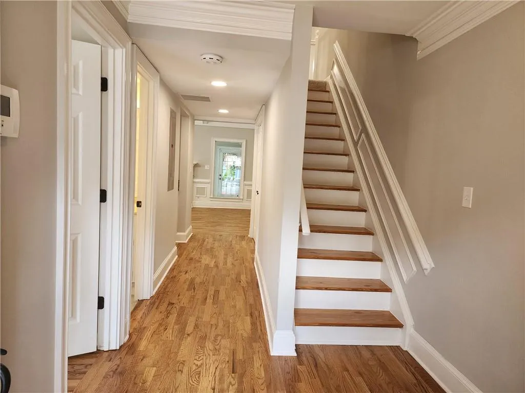 555 Towergate Place, Sandy Springs, Georgia 30350, 2 Bedrooms Bedrooms, ,2 BathroomsBathrooms,Residential,Sold,555 Towergate Place,7246188