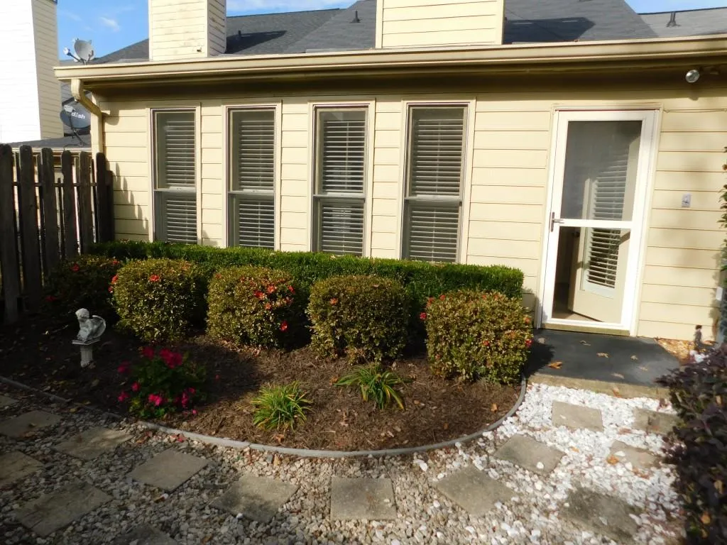 340 Forestgate Court, Sandy Springs, Georgia 30350, 2 Bedrooms Bedrooms, ,2 BathroomsBathrooms,Residential,Sold,340 Forestgate Court,7138362
