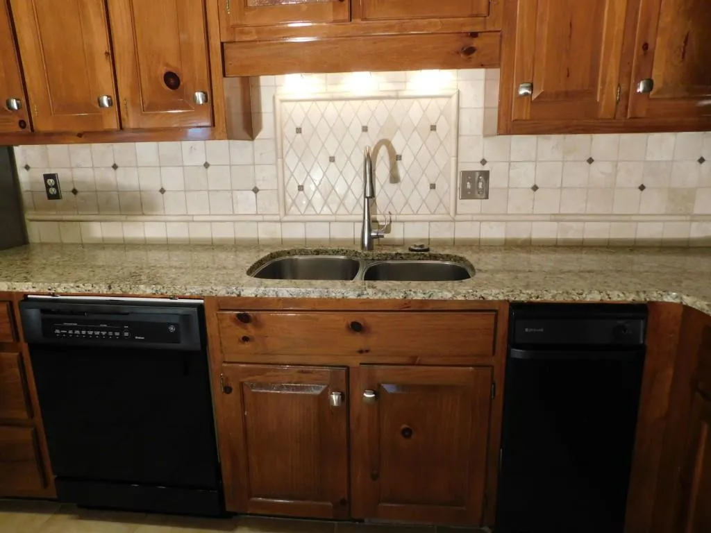 340 Forestgate Court, Sandy Springs, Georgia 30350, 2 Bedrooms Bedrooms, ,2 BathroomsBathrooms,Residential,Sold,340 Forestgate Court,7138362