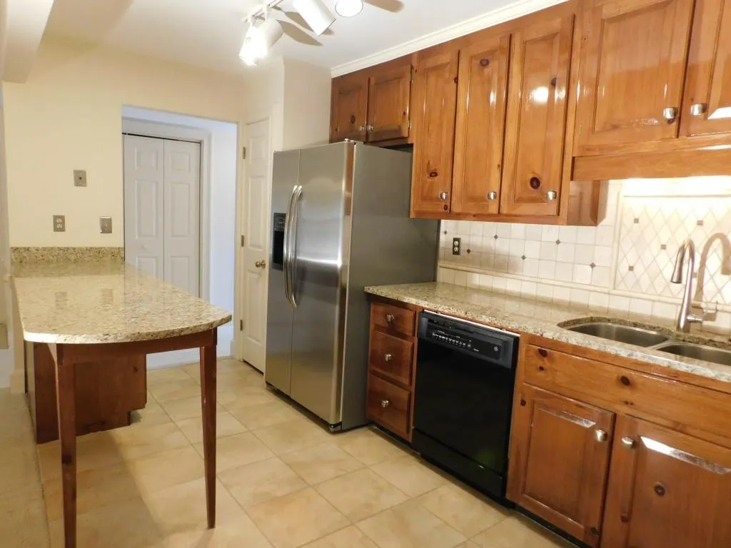 340 Forestgate Court, Sandy Springs, Georgia 30350, 2 Bedrooms Bedrooms, ,2 BathroomsBathrooms,Residential,Sold,340 Forestgate Court,7138362