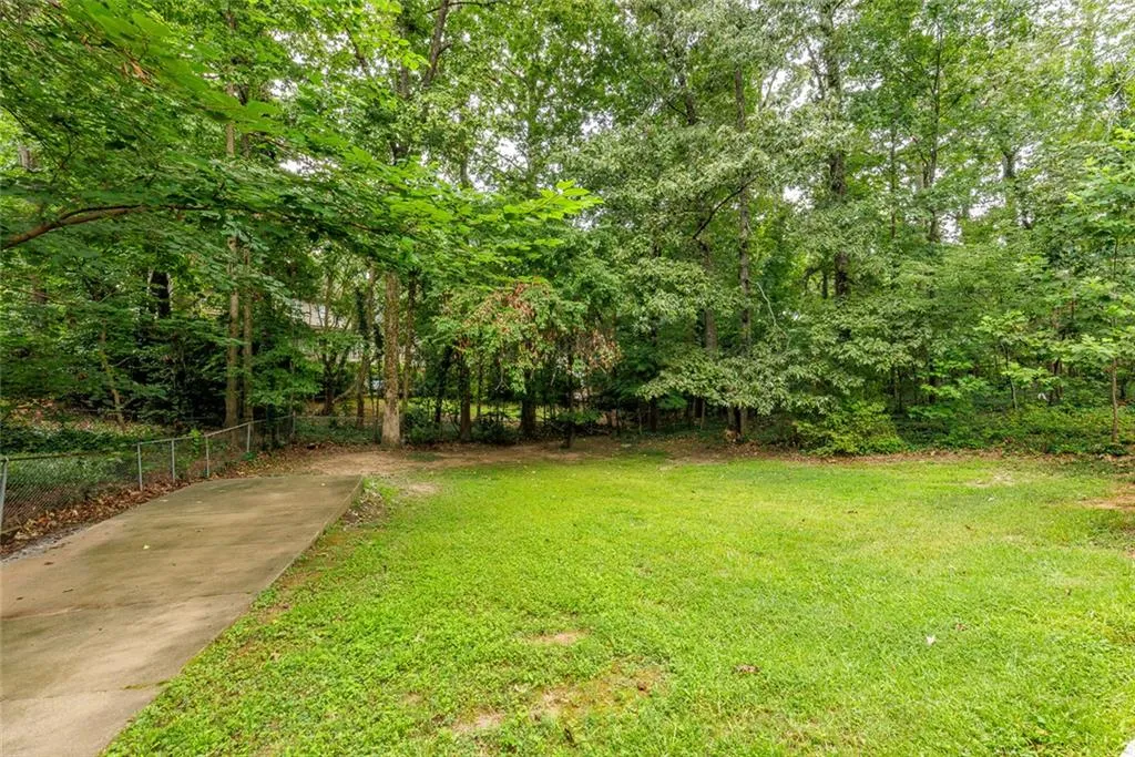 525 Spender Trace, Sandy Springs, Georgia 30350, 4 Bedrooms Bedrooms, ,3 BathroomsBathrooms,Residential,For Sale,525 Spender Trace,7626538
