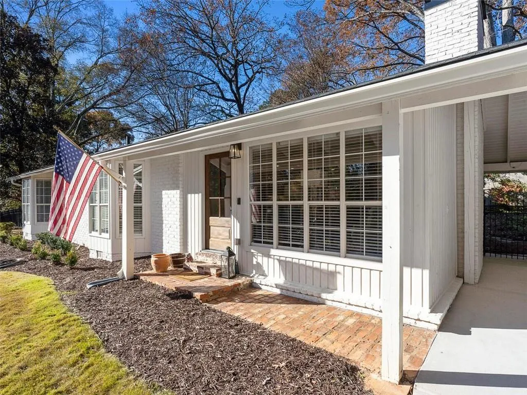 5964 Brookgreen Road, Atlanta, Georgia 30328, 3 Bedrooms Bedrooms, ,2 BathroomsBathrooms,Residential,Sold,5964 Brookgreen Road,6983326 5964 Brookgreen Road, Atlanta, Georgia 30328, 3 Bedrooms Bedrooms, ,2 BathroomsBathrooms,Residential,Sold,5964 Brookgreen Road,6983326