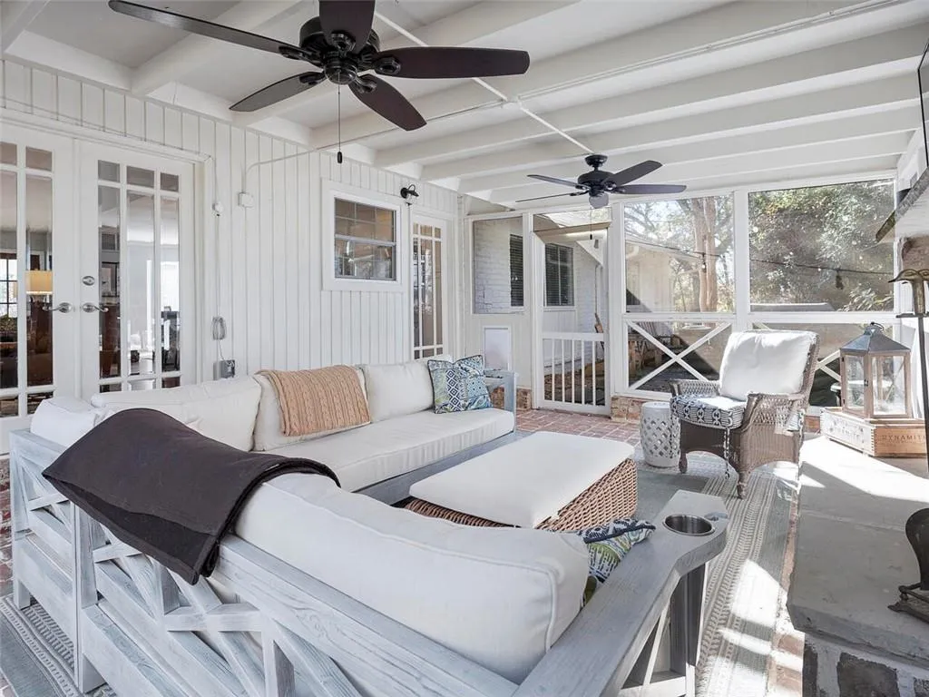 5964 Brookgreen Road, Atlanta, Georgia 30328, 3 Bedrooms Bedrooms, ,2 BathroomsBathrooms,Residential,Sold,5964 Brookgreen Road,6983326 5964 Brookgreen Road, Atlanta, Georgia 30328, 3 Bedrooms Bedrooms, ,2 BathroomsBathrooms,Residential,Sold,5964 Brookgreen Road,6983326