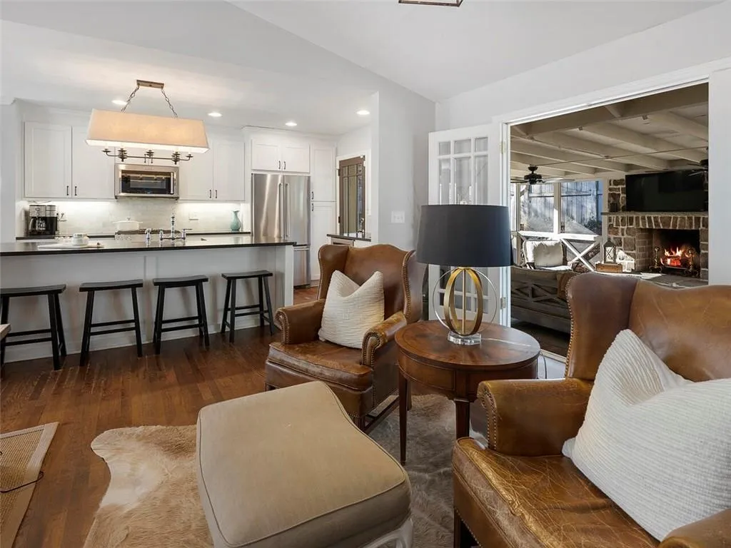 5964 Brookgreen Road, Atlanta, Georgia 30328, 3 Bedrooms Bedrooms, ,2 BathroomsBathrooms,Residential,Sold,5964 Brookgreen Road,6983326 5964 Brookgreen Road, Atlanta, Georgia 30328, 3 Bedrooms Bedrooms, ,2 BathroomsBathrooms,Residential,Sold,5964 Brookgreen Road,6983326