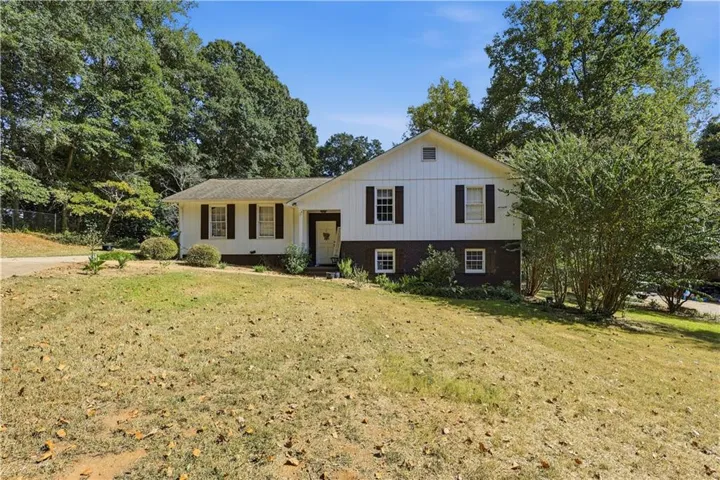 69 Forest Hill Court, Commerce, Georgia 30529