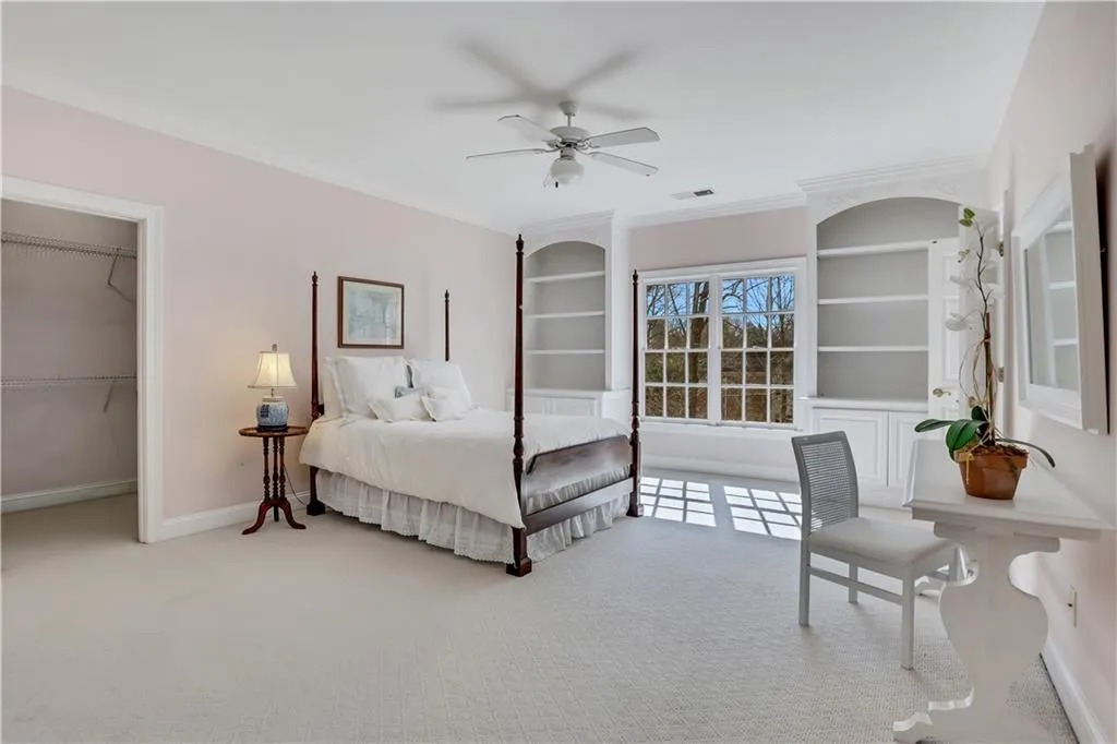 4946 Powers Ferry Road NW, Atlanta, Georgia 30327, 4 Bedrooms Bedrooms, ,3 BathroomsBathrooms,Residential,Sold,4946 Powers Ferry Road NW,7354826