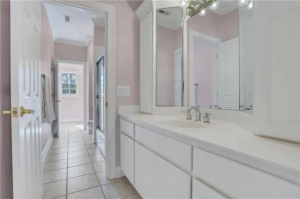 4946 Powers Ferry Road NW, Atlanta, Georgia 30327, 4 Bedrooms Bedrooms, ,3 BathroomsBathrooms,Residential,Sold,4946 Powers Ferry Road NW,7354826