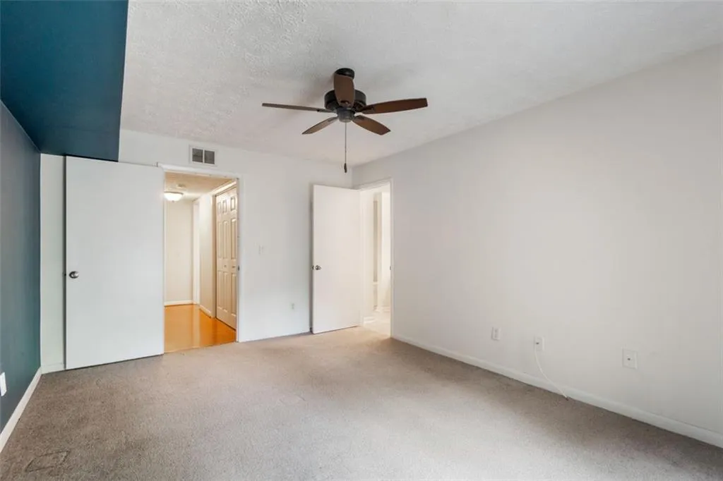 5137 Roswell Road Unit 5137-7, Atlanta, Georgia 30342, 2 Bedrooms Bedrooms, ,2 BathroomsBathrooms,Residential,Sold,5137 Roswell Road Unit 5137-7,6928348