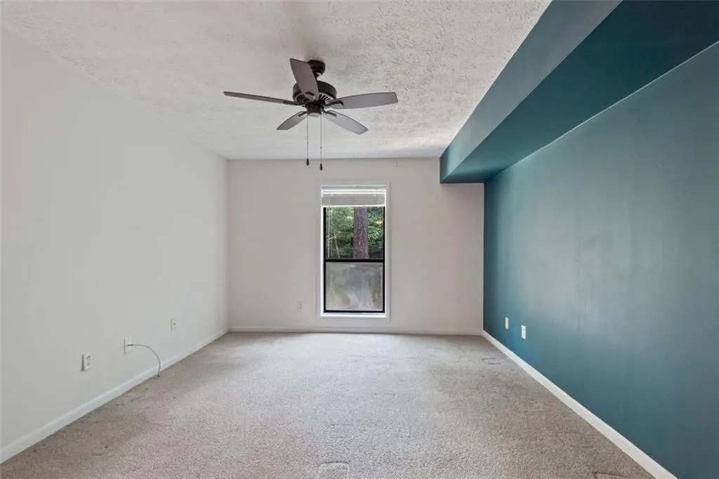 5137 Roswell Road Unit 5137-7, Atlanta, Georgia 30342, 2 Bedrooms Bedrooms, ,2 BathroomsBathrooms,Residential,Sold,5137 Roswell Road Unit 5137-7,6928348