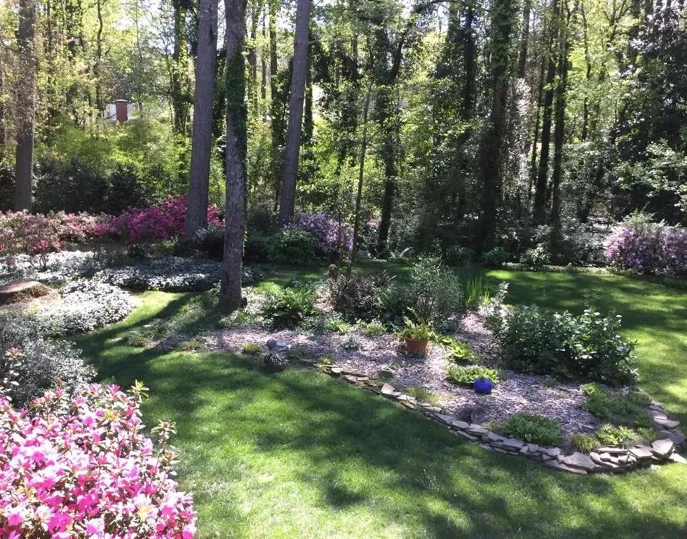 6170 Mountain Brook Lane, Sandy Springs, Georgia 30328, 5 Bedrooms Bedrooms, ,4 BathroomsBathrooms,Residential,Sold,6170 Mountain Brook Lane,6662519