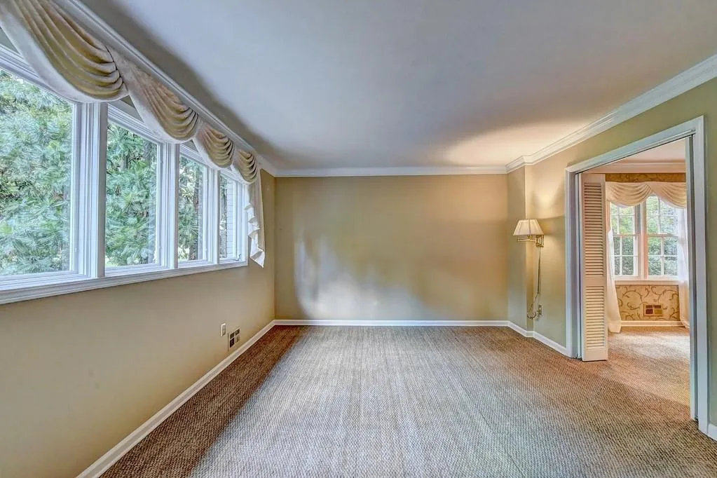 6170 Mountain Brook Lane, Sandy Springs, Georgia 30328, 5 Bedrooms Bedrooms, ,4 BathroomsBathrooms,Residential,Sold,6170 Mountain Brook Lane,6662519