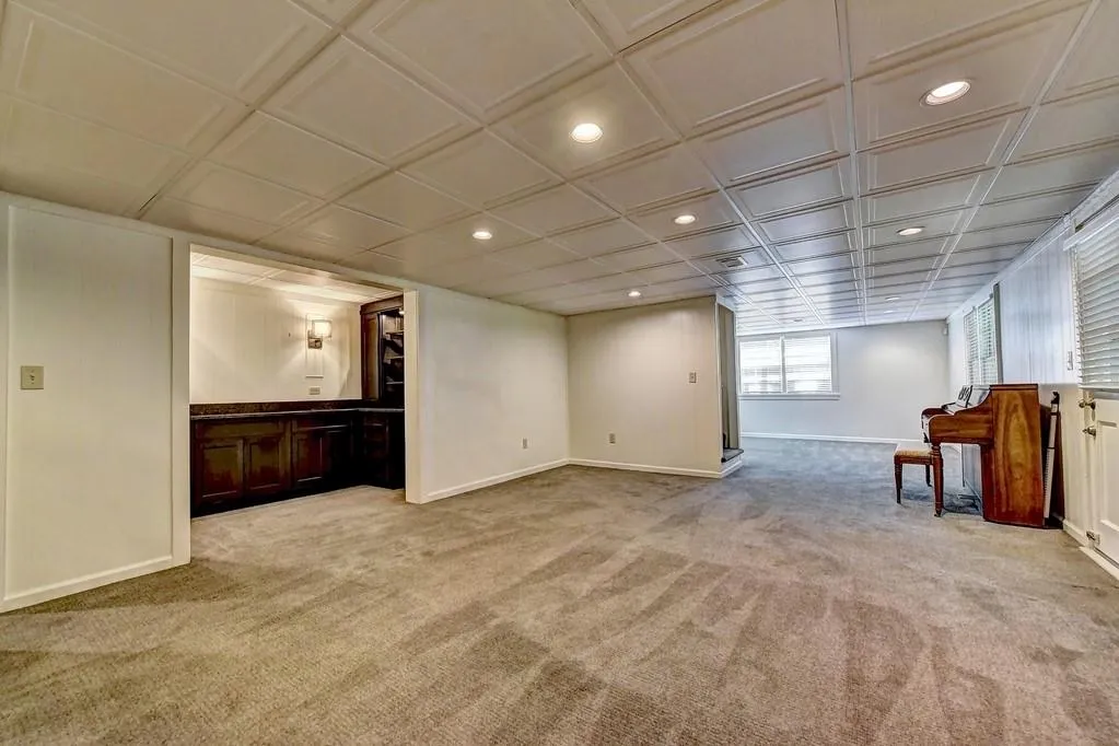 6170 Mountain Brook Lane, Sandy Springs, Georgia 30328, 5 Bedrooms Bedrooms, ,4 BathroomsBathrooms,Residential,Sold,6170 Mountain Brook Lane,6662519