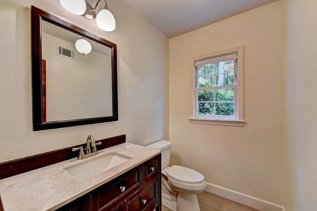 6170 Mountain Brook Lane, Sandy Springs, Georgia 30328, 5 Bedrooms Bedrooms, ,4 BathroomsBathrooms,Residential,Sold,6170 Mountain Brook Lane,6662519