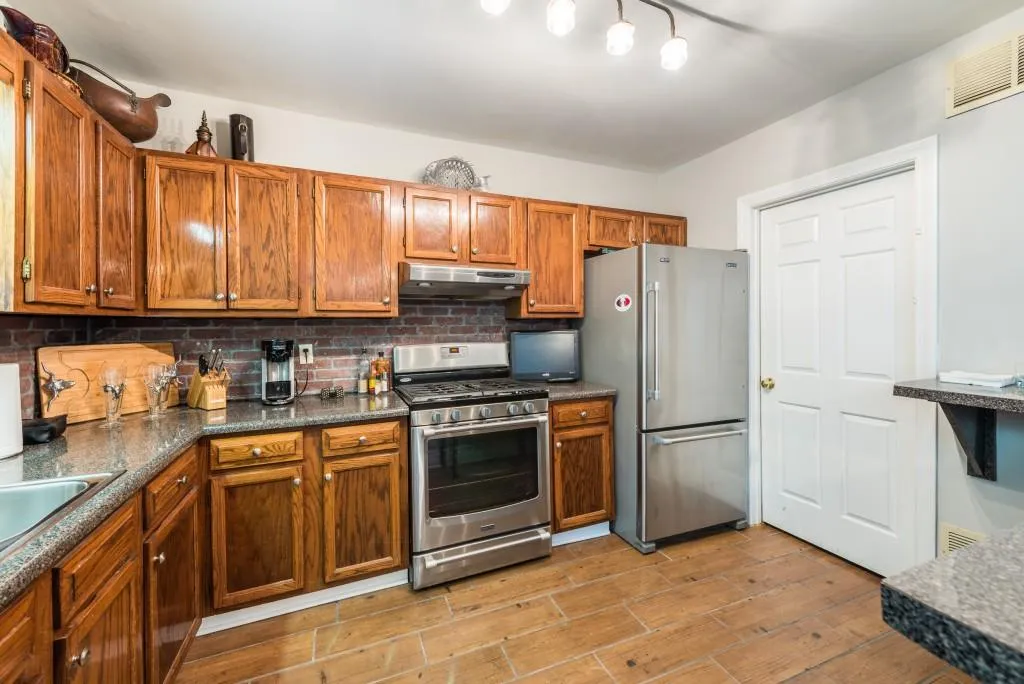 7500 Roswell Road Unit 4, Sandy Springs, Georgia 30350, 2 Bedrooms Bedrooms, ,2 BathroomsBathrooms,Residential,Sold,7500 Roswell Road Unit 4,5859320 7500 Roswell Road Unit 4, Sandy Springs, Georgia 30350, 2 Bedrooms Bedrooms, ,2 BathroomsBathrooms,Residential,Sold,7500 Roswell Road Unit 4,5859320