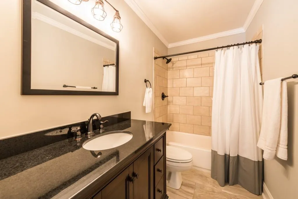 7500 Roswell Road Unit 4, Sandy Springs, Georgia 30350, 2 Bedrooms Bedrooms, ,2 BathroomsBathrooms,Residential,Sold,7500 Roswell Road Unit 4,5859320 7500 Roswell Road Unit 4, Sandy Springs, Georgia 30350, 2 Bedrooms Bedrooms, ,2 BathroomsBathrooms,Residential,Sold,7500 Roswell Road Unit 4,5859320