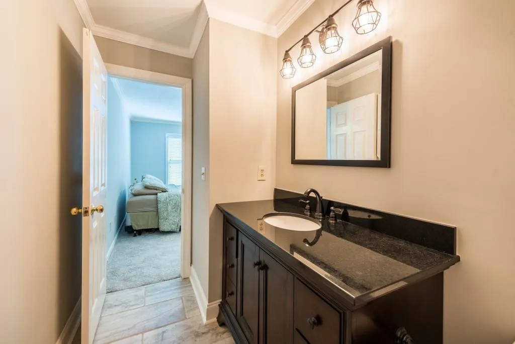 7500 Roswell Road Unit 4, Sandy Springs, Georgia 30350, 2 Bedrooms Bedrooms, ,2 BathroomsBathrooms,Residential,Sold,7500 Roswell Road Unit 4,5859320 7500 Roswell Road Unit 4, Sandy Springs, Georgia 30350, 2 Bedrooms Bedrooms, ,2 BathroomsBathrooms,Residential,Sold,7500 Roswell Road Unit 4,5859320