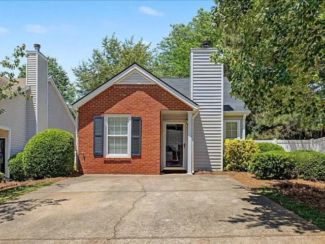 1075 Daventry Crossing, Woodstock, Georgia 30188