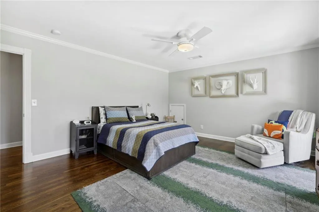 5690 Lake Forrest Drive, Sandy Springs, Georgia 30342, 5 Bedrooms Bedrooms, ,4 BathroomsBathrooms,Residential,Sold,5690 Lake Forrest Drive,7215671