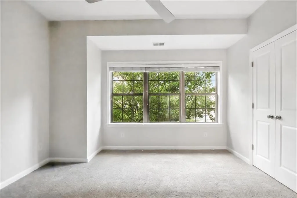 Master Bedroom Master Bedroom