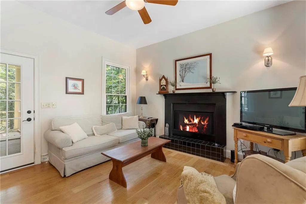 3337 Cochise Drive Se, Atlanta, Georgia 30339, 5 Bedrooms Bedrooms, ,4 BathroomsBathrooms,Residential,For Sale,3337 Cochise Drive Se,7641749