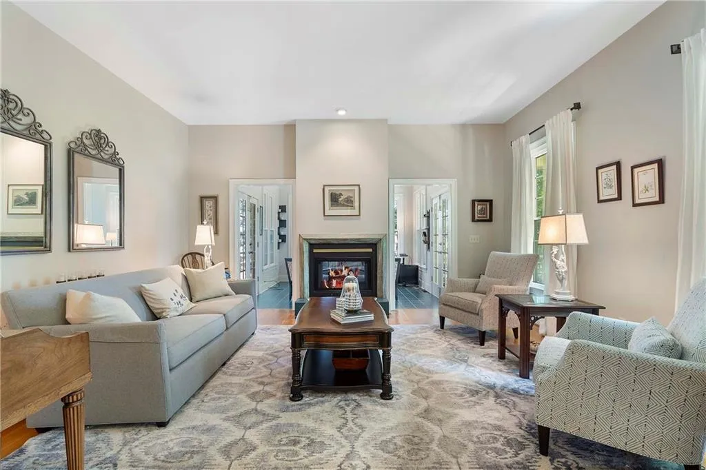 3337 Cochise Drive Se, Atlanta, Georgia 30339, 5 Bedrooms Bedrooms, ,4 BathroomsBathrooms,Residential,For Sale,3337 Cochise Drive Se,7641749