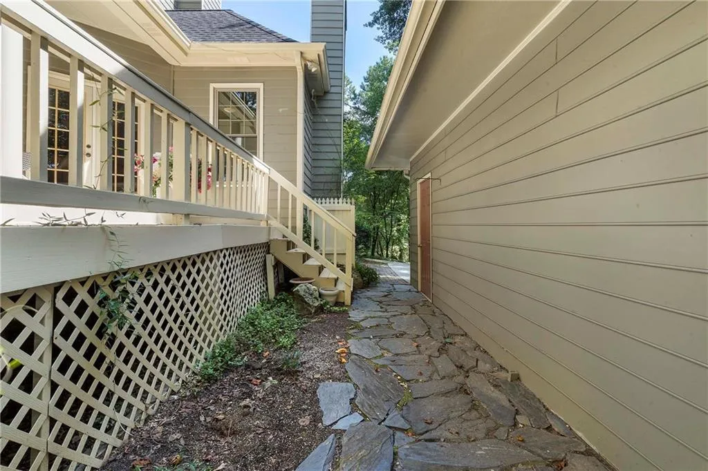 3337 Cochise Drive Se, Atlanta, Georgia 30339, 5 Bedrooms Bedrooms, ,4 BathroomsBathrooms,Residential,For Sale,3337 Cochise Drive Se,7641749