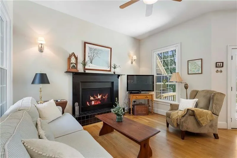 3337 Cochise Drive Se, Atlanta, Georgia 30339, 5 Bedrooms Bedrooms, ,4 BathroomsBathrooms,Residential,For Sale,3337 Cochise Drive Se,7641749