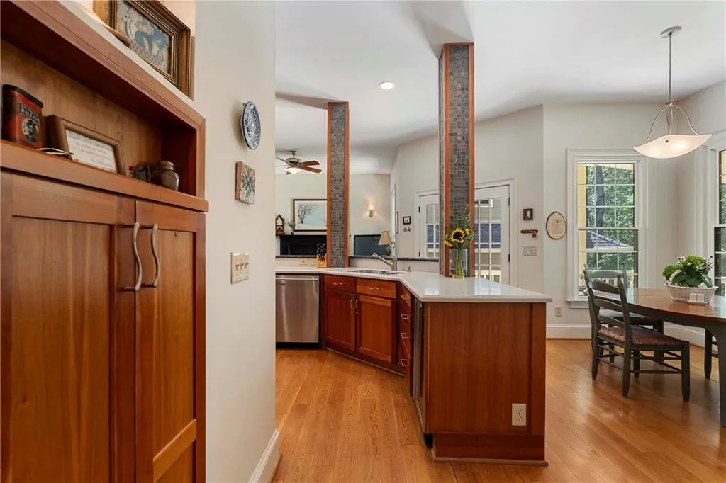 3337 Cochise Drive Se, Atlanta, Georgia 30339, 5 Bedrooms Bedrooms, ,4 BathroomsBathrooms,Residential,For Sale,3337 Cochise Drive Se,7641749