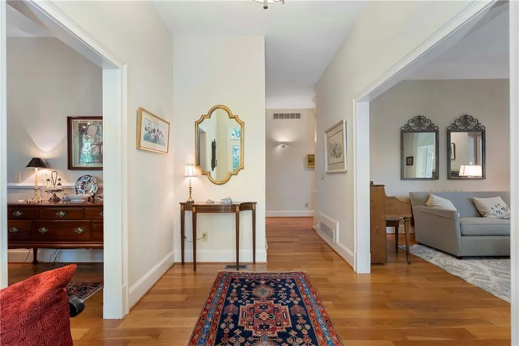 3337 Cochise Drive Se, Atlanta, Georgia 30339, 5 Bedrooms Bedrooms, ,4 BathroomsBathrooms,Residential,For Sale,3337 Cochise Drive Se,7641749