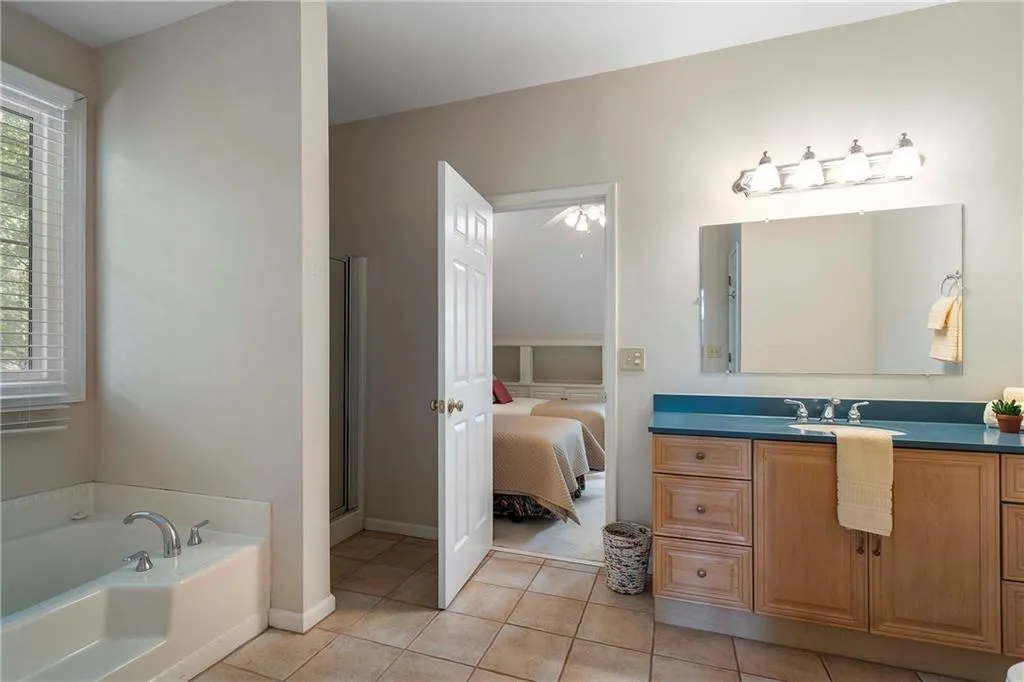 3337 Cochise Drive Se, Atlanta, Georgia 30339, 5 Bedrooms Bedrooms, ,4 BathroomsBathrooms,Residential,For Sale,3337 Cochise Drive Se,7641749