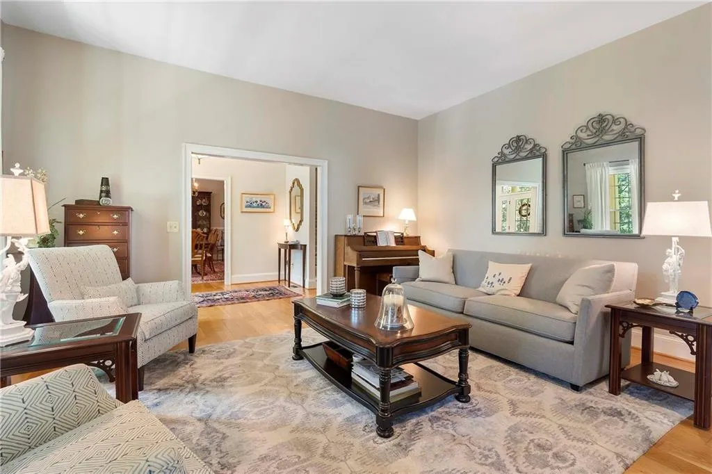 3337 Cochise Drive Se, Atlanta, Georgia 30339, 5 Bedrooms Bedrooms, ,4 BathroomsBathrooms,Residential,For Sale,3337 Cochise Drive Se,7641749