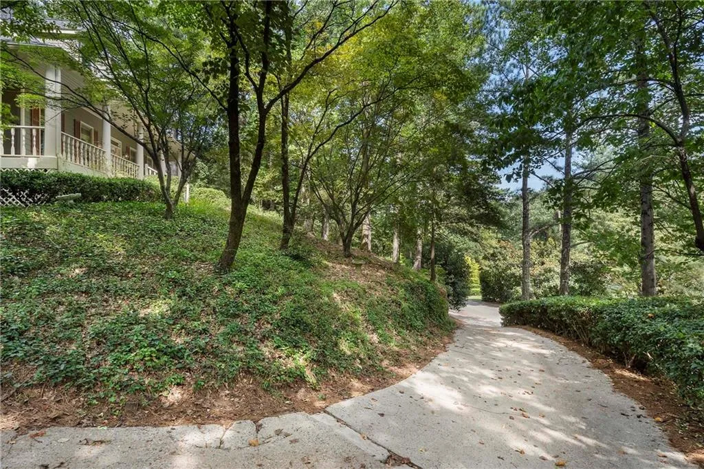 3337 Cochise Drive Se, Atlanta, Georgia 30339, 5 Bedrooms Bedrooms, ,4 BathroomsBathrooms,Residential,For Sale,3337 Cochise Drive Se,7641749