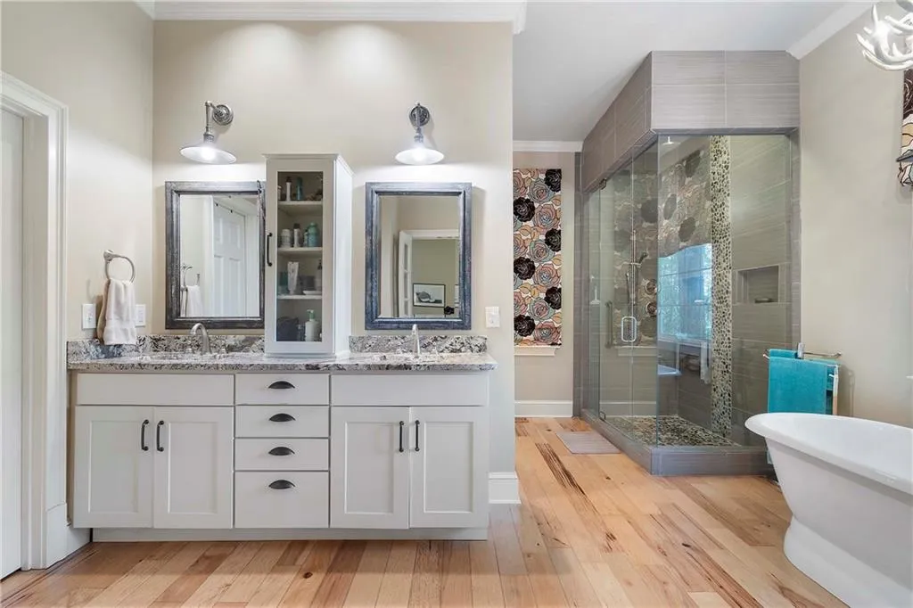 3337 Cochise Drive Se, Atlanta, Georgia 30339, 5 Bedrooms Bedrooms, ,4 BathroomsBathrooms,Residential,For Sale,3337 Cochise Drive Se,7641749