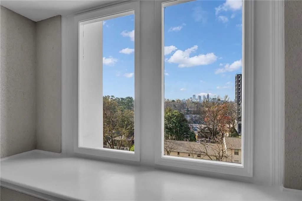 2479 Peachtree Road Ne Unit 508, Atlanta, Georgia 30305, 1 Bedroom Bedrooms, ,1 BathroomBathrooms,Residential,For Sale,2479 Peachtree Road Ne Unit 508,7539749