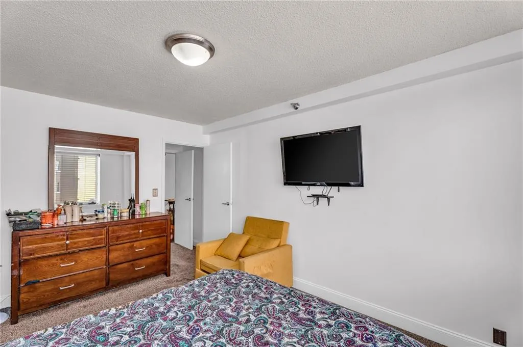 2479 Peachtree Road Ne Unit 508, Atlanta, Georgia 30305, 1 Bedroom Bedrooms, ,1 BathroomBathrooms,Residential,For Sale,2479 Peachtree Road Ne Unit 508,7539749