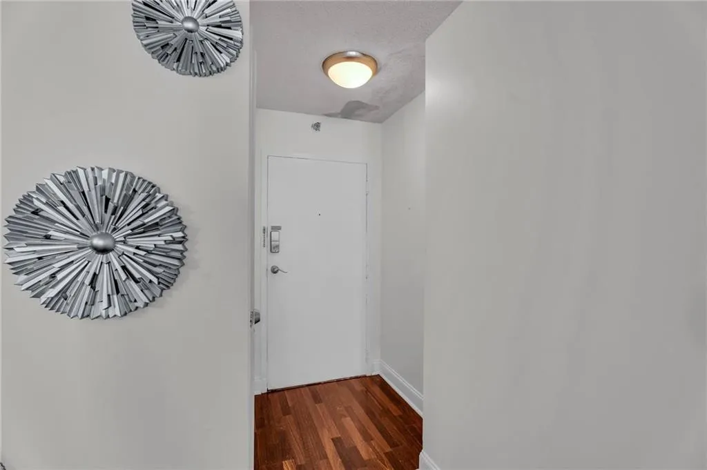 2479 Peachtree Road Ne Unit 508, Atlanta, Georgia 30305, 1 Bedroom Bedrooms, ,1 BathroomBathrooms,Residential,For Sale,2479 Peachtree Road Ne Unit 508,7539749