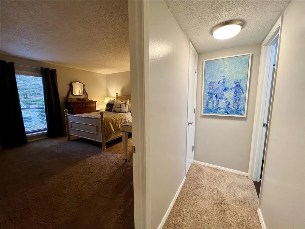 707 River Run Drive, Sandy Springs, Georgia 30350, 1 Bedroom Bedrooms, ,1 BathroomBathrooms,Residential,Sold,707 River Run Drive,7150454