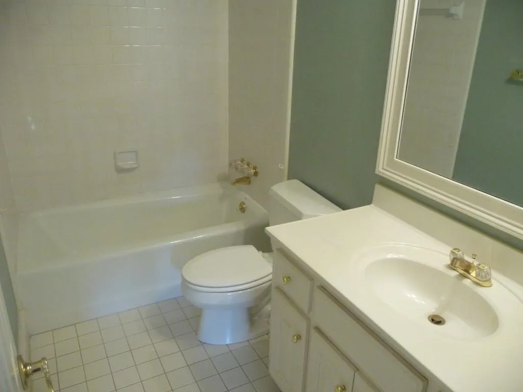 2860 Harwick Drive, Atlanta, Georgia 30350, 5 Bedrooms Bedrooms, ,3 BathroomsBathrooms,Residential,Sold,2860 Harwick Drive,5573845