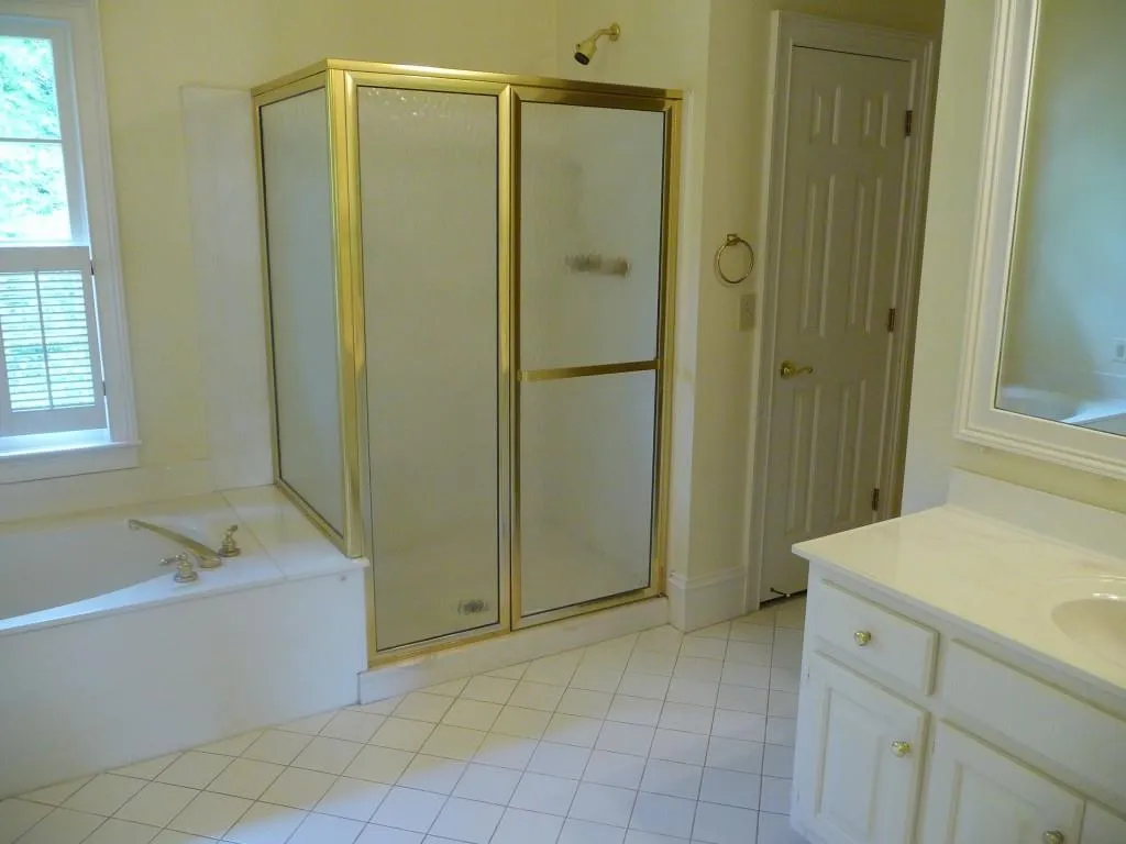 2860 Harwick Drive, Atlanta, Georgia 30350, 5 Bedrooms Bedrooms, ,3 BathroomsBathrooms,Residential,Sold,2860 Harwick Drive,5573845