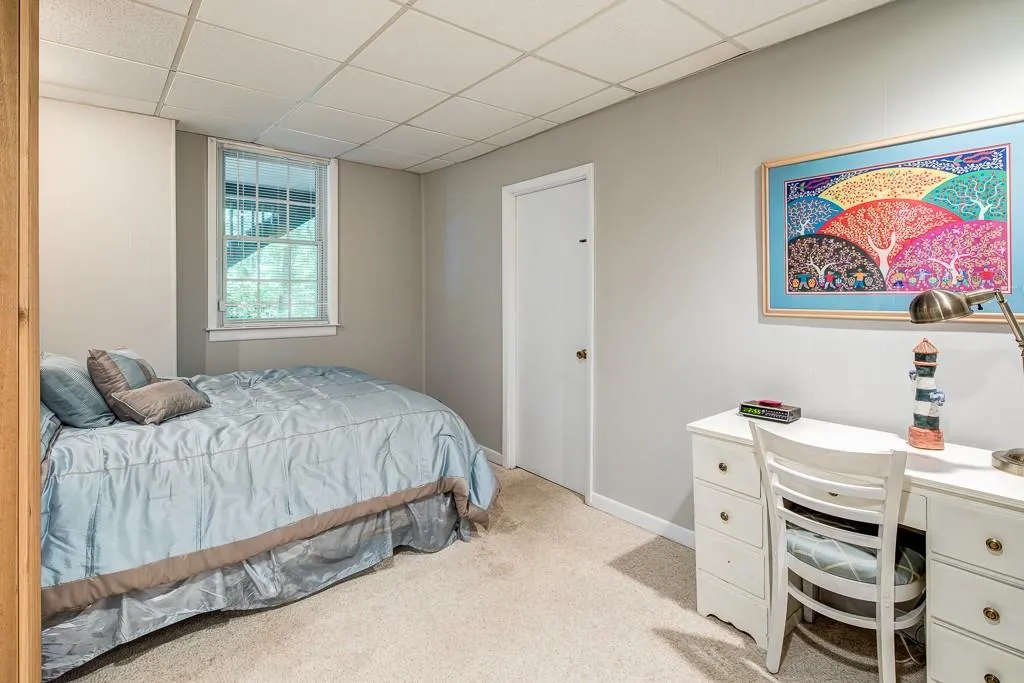 195 Abington Drive, Sandy Springs, Georgia 30328, 5 Bedrooms Bedrooms, ,4 BathroomsBathrooms,Residential,Sold,195 Abington Drive,5864836