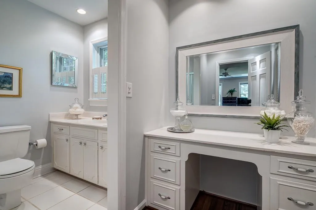 195 Abington Drive, Sandy Springs, Georgia 30328, 5 Bedrooms Bedrooms, ,4 BathroomsBathrooms,Residential,Sold,195 Abington Drive,5864836