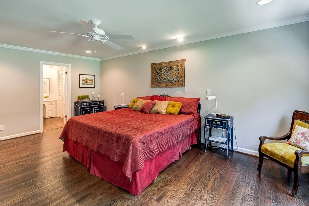 195 Abington Drive, Sandy Springs, Georgia 30328, 5 Bedrooms Bedrooms, ,4 BathroomsBathrooms,Residential,Sold,195 Abington Drive,5864836