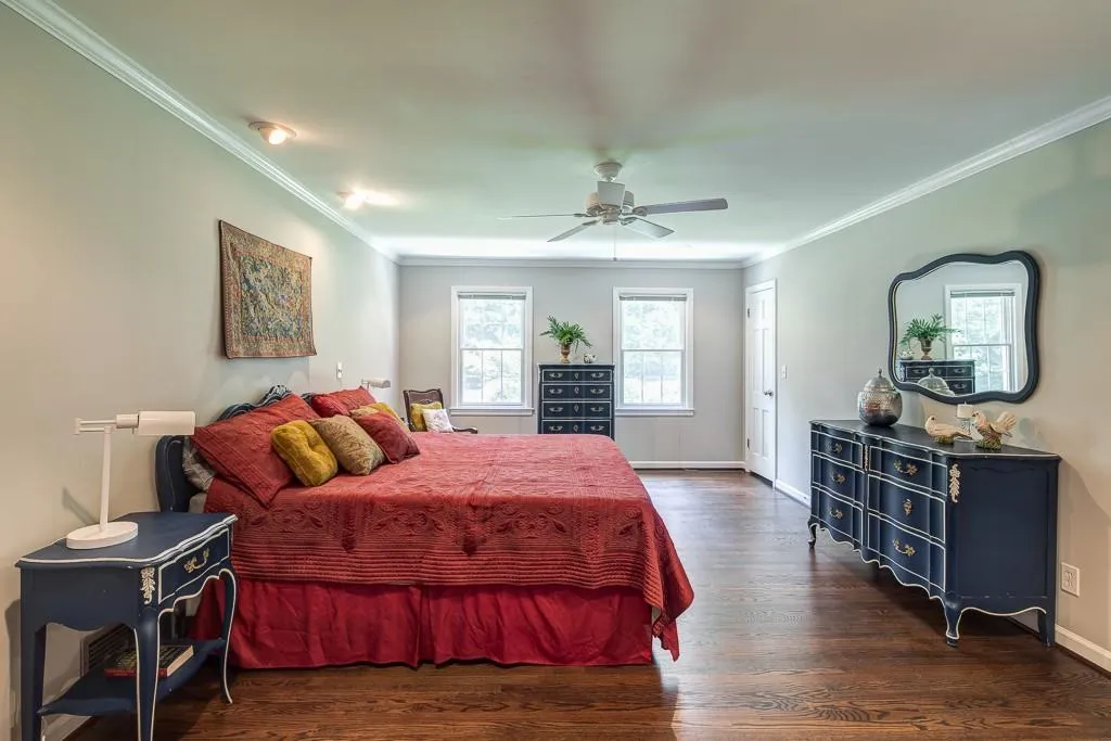 195 Abington Drive, Sandy Springs, Georgia 30328, 5 Bedrooms Bedrooms, ,4 BathroomsBathrooms,Residential,Sold,195 Abington Drive,5864836