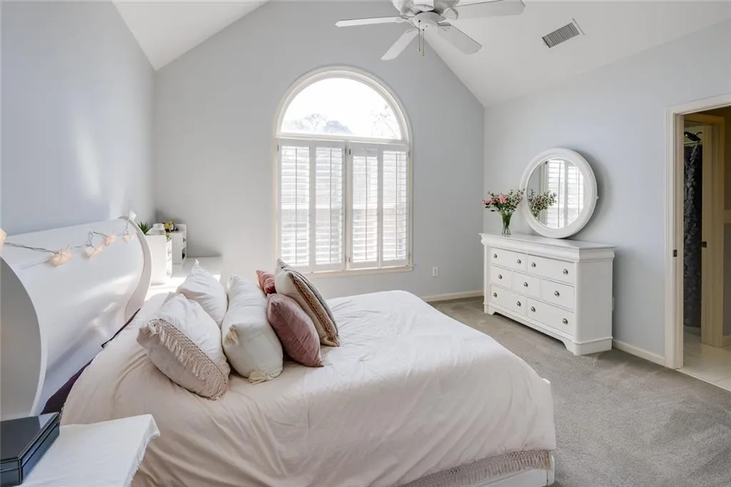 7340 Village Creek Trace, Sandy Springs, Georgia 30328, 4 Bedrooms Bedrooms, ,3 BathroomsBathrooms,Residential,Sold,7340 Village Creek Trace,7193379