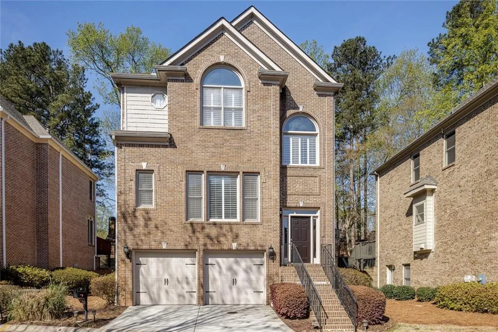 7340 Village Creek Trace, Sandy Springs, Georgia 30328, 4 Bedrooms Bedrooms, ,3 BathroomsBathrooms,Residential,Sold,7340 Village Creek Trace,7193379