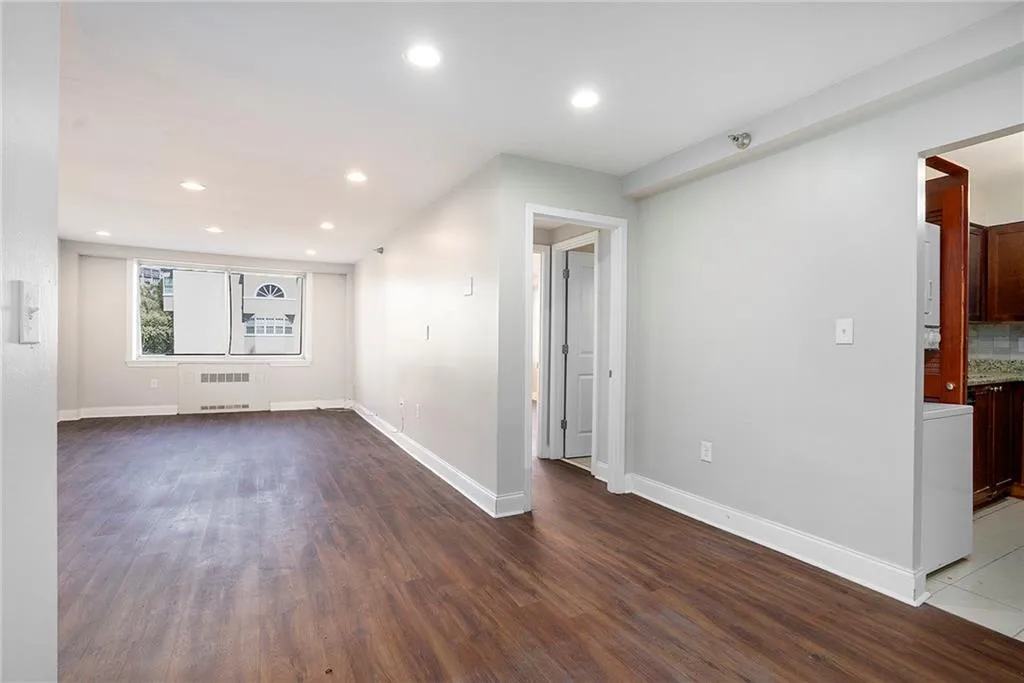 2479 Peachtree Road Ne Unit 708, Atlanta, Georgia 30305, 1 Bedroom Bedrooms, ,1 BathroomBathrooms,Residential,For Sale,2479 Peachtree Road Ne Unit 708,7672297