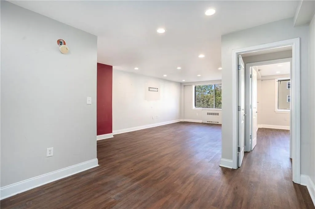 2479 Peachtree Road Ne Unit 708, Atlanta, Georgia 30305, 1 Bedroom Bedrooms, ,1 BathroomBathrooms,Residential,For Sale,2479 Peachtree Road Ne Unit 708,7672297