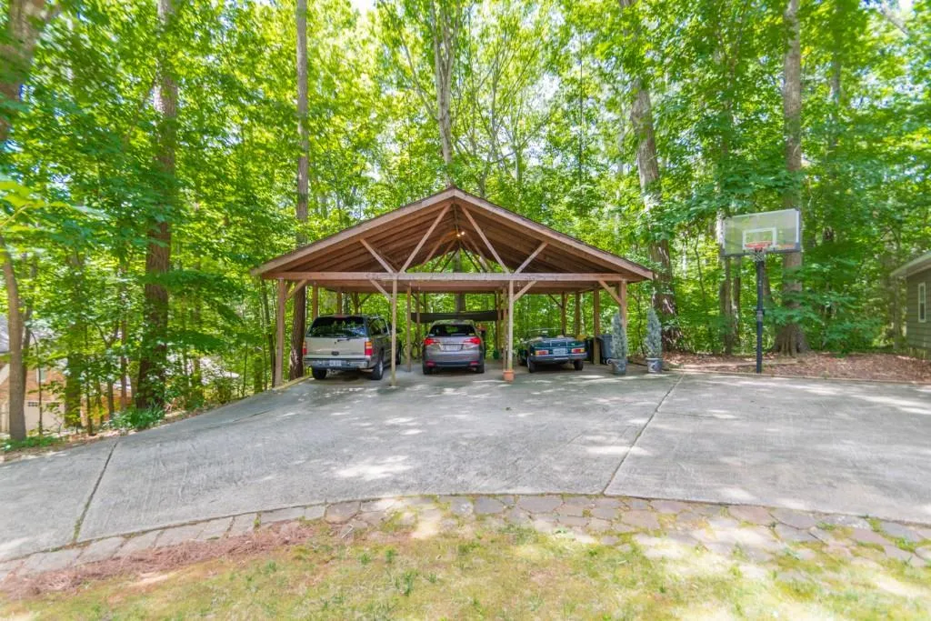 50 Serendipity Way, Sandy Springs, Georgia 30350, 4 Bedrooms Bedrooms, ,3 BathroomsBathrooms,Residential,Sold,50 Serendipity Way,6800869