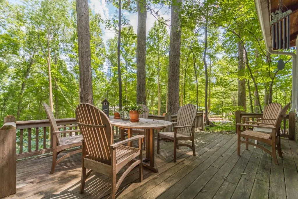 50 Serendipity Way, Sandy Springs, Georgia 30350, 4 Bedrooms Bedrooms, ,3 BathroomsBathrooms,Residential,Sold,50 Serendipity Way,6800869